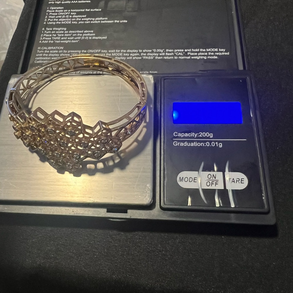 Elegant Gold Bracelet